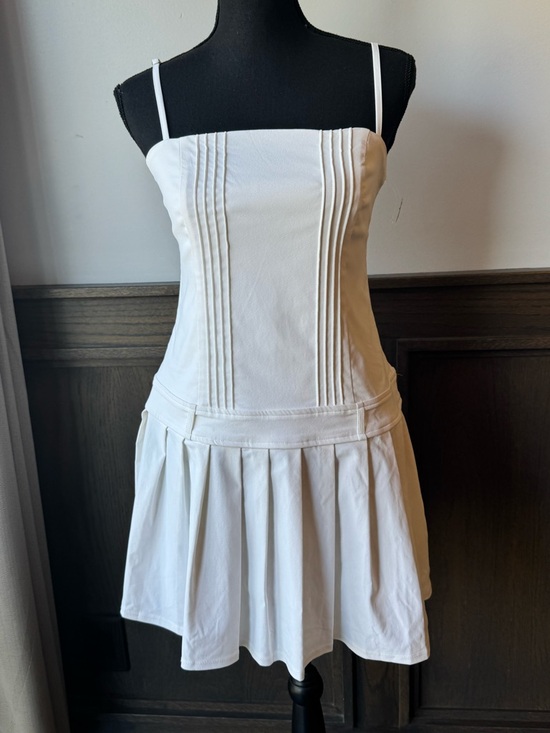 wild fable Dresses & Skirts - Wild fable White Spaghetti Strap Pleated Sundress tennis prep NWT medium